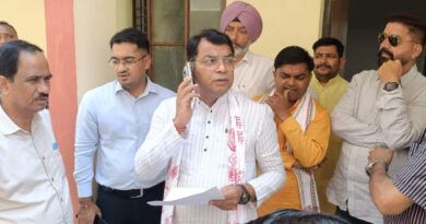 विधायक शिव अरोरा ने प्रशासनिक अधिकारियो संग समाज कल्याण की बिल्डिंग का किया स्थालीय निरक्षण, विधायक ने कहा केंद्रीय विद्यालय को जल्द रुद्रपुर शुरू कराने का प्रयास