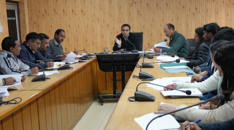 खेल महाकुम्भ-2025 के अन्तर्गत 20 दिसम्बर से जनपद में होगी खेल प्रतियोगिताएं आयोजित  खेलों के सफलता पूर्वक आयोजन के लिए मुख्य विकास अधिकारी की अध्यक्षता में बैठक आयोजित