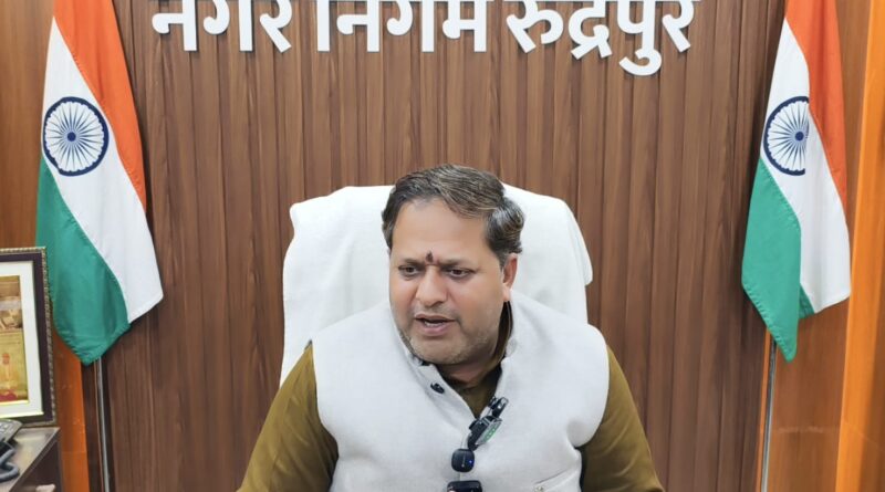 अब अतिक्रमणकारियों से किराया भी वसूल होगाः विकास शर्मा।खेड़ा में धार्मिक संस्था की आड़ में जमीन कब्जाने के मामले में मेयर ने दिखाये तीखे तेवर