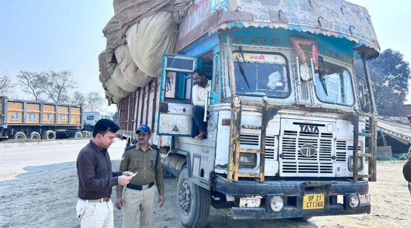 ओवरलोडिंग के खिलाफ ऊधमसिंहनगर में बड़ी कार्यवाही।  50 से ज्यादा ‌वाहन सीज, सैकड़ों का हुआ चालान