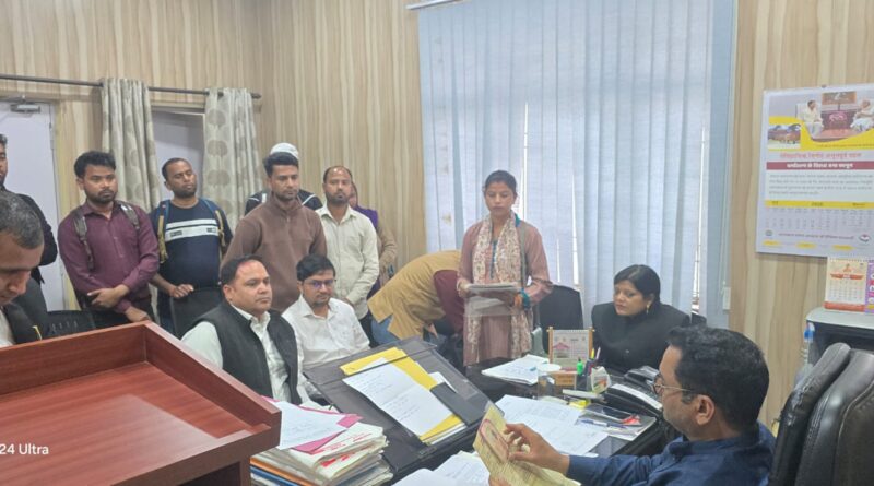 ऊधमसिंहनगर में एक ही परिवार के पांच जाति प्रमाण पत्र होगें निरस्त   अपर जिलाधिकारी पंकज उपाध्याय की अध्यक्षता में गठित कमेटी जनपद स्तरीय स्कूटनी ने कि संस्तुति 