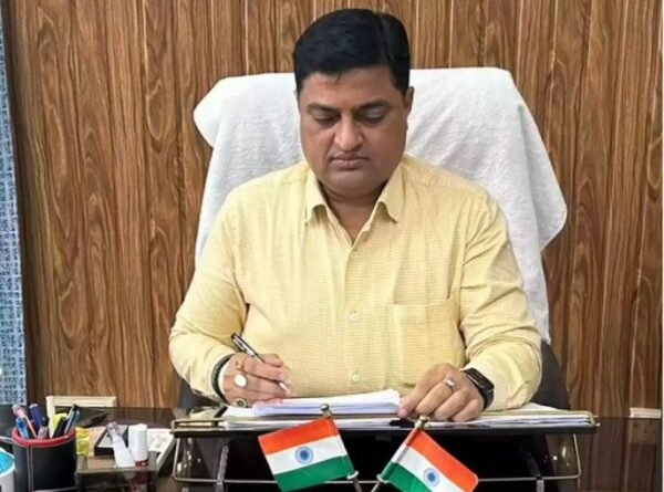 खनन निदेशक को इन्डियांज आनेस्ट इंडिपेन्डेंस आनर सम्मान मिलने पर स्टोन क्रेशर एसोशिएसन ने जताई खुशी