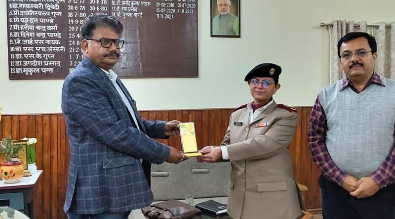 कैरियर काउंसलिंग एवं प्लेसमेंट प्रकोष्ठ के तत्वावधान में रानीखेत महाविद्यालय में विद्यार्थियों के लिए एक प्रेरणादायक व्याख्यान कार्यक्रम का आयोजन