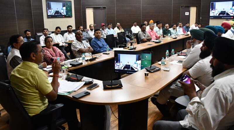 इस बार ग्रामीण क्षेत्रों में भी गेंहू क्रय केंद्र खोलेगी सरकार।एडीएम ने सम्बंधित विभागों के साथ बैठक कर दिए तैयारियां पूरी करने के निर्देश 