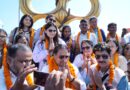 आदि कैलाश यात्रियों के जत्थे का रुद्रपुर में भव्य स्वागत।महापौर की अगुवाई में पुष्प वर्षा के साथ हुआ अभिनंदन