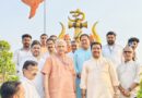 राष्ट्रीय महामंत्री ( संगठन ) ने त्रिशूल चौक की भव्यता को सराहा।रुद्रपुर के कायाकल्प के लिए महापौर विकास शर्मा की पीठ थपथपाई