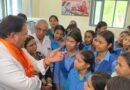 आत्मरक्षा और संस्कार से सशक्त बनें बेटियांः विकास शर्मा।महापौर ने आर्य चरित्र निर्माण एवं आत्मरक्षा शिविर में छात्राओं का बढ़ाया उत्साह