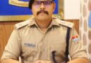 Wrong Side चलाने की जिद पड़ेगी भारी,नियम तोड़ोगे तो सीधे होगी कानूनी कार्रवाई!”विपरीत दिशा में भारी वाहन चलाकर आमजन की जान जोखिम में डालने वाले 02 चालकों के विरुद्ध मुकदमे पंजीकृत