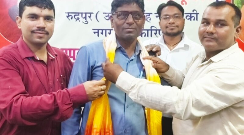 हिंदी पत्रकारिता दिवस पर रुद्रपुर में उत्तराखंड श्रमजीवी पत्रकार यूनियन ने किया गोष्टी का आयोजन