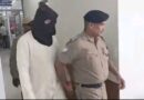 काली पोटली’ वाला ठग बाबा गिरफ्तार, 15 तोला सोना-5 लाख बरामद