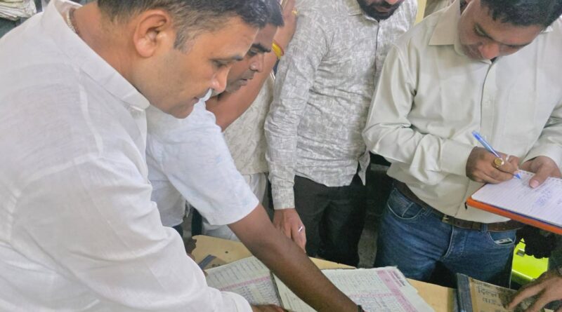 मंत्री राम सिंह कैड़ा ने किया जसपुर नगर पालिका का औचक निरक्षण गैर हाजिर अधिकारियो पर कार्यवाही के दिए निर्देश