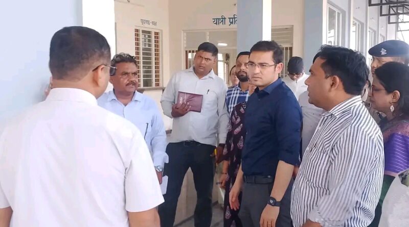गदरपुर में प्रस्तावित नवीन रोडवेज बस स्टैंड स्थल का सीडीओ ने किया निरीक्षण