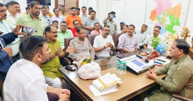 पूर्वांचल समाज को महापौर का बड़ा तोहफा, रुद्रपुर में बनेगा ‘पूर्वांचल भवन’।सिर्फ भूमि नहीं, नगर निगम बनाकर देगा कम्युनिटी हॉलः विकास शर्मा।बड़ी घोषणा पर पूर्वांचल समाज ने महापौर को किया सम्मानित