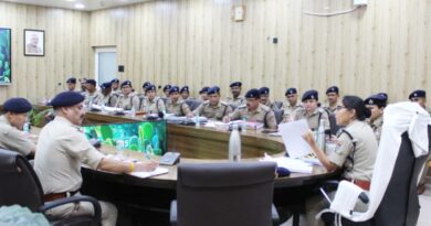 आईजी कुकरेती ने जनपद चम्पावत का किया भ्रमण, भारत-नेपाल सीमा सुरक्षा व्यवस्थाओं का निरीक्षण एवं समीक्षा बैठक आयोजित