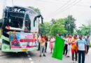 अपर जिलाधिकारी पंकज उपाध्याय ने श्रद्धालुओं को हरी झंडी दिखाकर सोमनाथ स्वाभिमान यात्रा के लिए किया रवाना