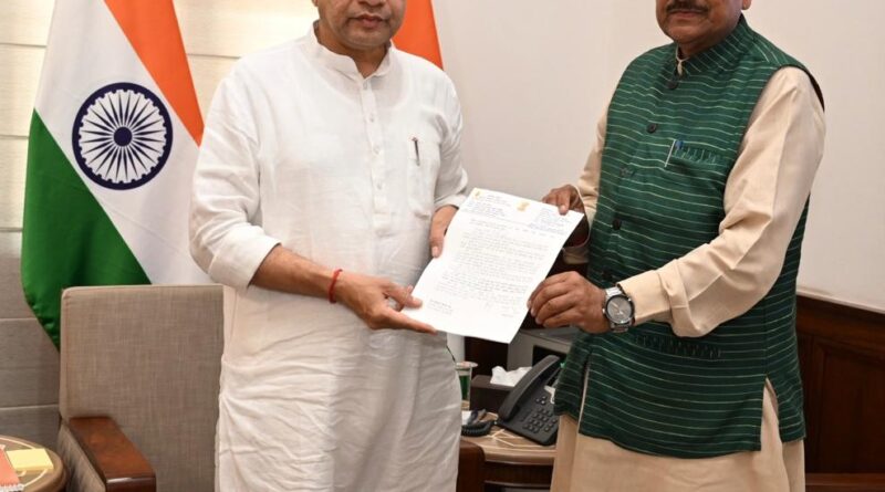 काठगोदाम-दिल्ली के बीच वंदे भारत चलाने की मांग तेज, सांसद अजय भट्ट ने रेल मंत्री मुलाकात कर की मांग