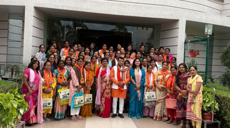 महिलाओं के आर्थिक सशक्तिकरण की मिसाल बनी ‘लखपति दीदी’ योजना, विधायक शिव अरोरा ने 30 महिलाओं को किया सम्मानित