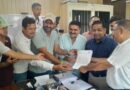 विद्युत कटौती व लो वोल्टेज की समस्या को लेकर कांग्रेस जनों ने किया अधिशासी अभियंता का घेराव, सौंपा ज्ञापन चेतावनी दी गई कि यदि शीघ्र कार्रवाई नहीं की गई तो विद्युत विभाग की तालाबंदी की जाएगी