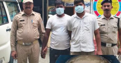 *ऑपरेशन प्रहार अभियान के तहत कोतवाली गदरपुर पुलिस की कार्यवाही दो अभियुक्तगणों को 21 दुर्लभ प्रजाति इण्डियन सॉफ्टशेल (निलसोनिया गेंगटिका) , (लिससेमिस पंक्टाटा) के साथ गिरफ्तार किया गया*