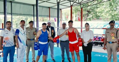 पुलिस लाइन में 03 दिवसीय ‘‘24वीं उत्तराखण्ड प्रादेशिक अन्तर्जनपदीय/वाहिनी पुलिस ’ बॉक्सिंग, कुश्ती, बॉडी बिल्डिंग, आर्म कुश्ती प्रतियोगिता -2026 का शुभारम्भ हुआ।* *मुख्य अतिथि के रूप में जिलाधिकारी ऊधम सिंह नगर नितिन भदौरिया ने  किया प्रतियोगिता के उद्घाटन *