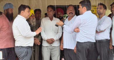 खटीमा क्षेत्र की खंकरा नदी उफनाती,वनगवा गांव में भरा पानी, प्रशासन ने 20 परिवारों को सुरक्षित स्थाना पर भेजा 
