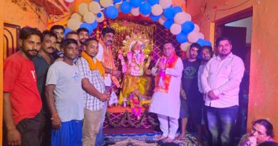 *गणेश उत्सव के विभिन्न कार्यक्रमों में शामिल हुए भारत भूषण चुघ, भगवान गणेश का लिया आशीर्वाद*