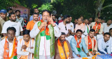 *किच्छा के चुनावी रण में महापौर विकास शर्मा ने बनाया माहौल* *प्रचार में झोंकी ताकत, वार्ड-दर-वार्ड सभाएं कर भाजपा के पक्ष में मांगा समर्थन*
