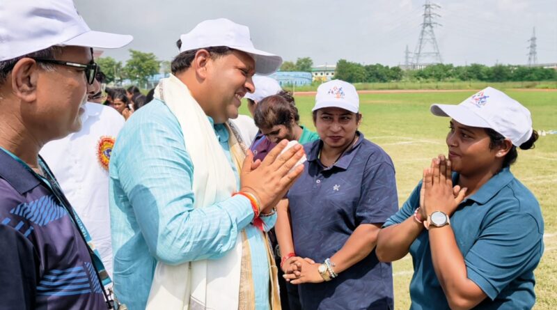 प्रदेश को खेलभूमि के रूप में विकसित कर रही धामी सरकारः विकास शर्मा**महापौर ने किया विधानसभा स्तरीय खेल महाकुंभ का शुभारंभ, विजेता खिलाड़ियों को किया पुरस्कृत*