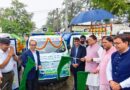 *अब रूद्रपुर के गांवों में भी दौड़ेंगे कूड़ा संग्रहण वाहन* *ग्रामीण क्षेत्रों में कूड़ा निस्तारण की बड़ी समस्या का निकला हल* *मुख्यमंत्री पुष्कर सिंह धामी ने दिखाई कूड़ा संग्रहण वाहनों को हरी झंडी* *महापौर विकास शर्मा के प्रयास से ग्राम पंचायतों के साथ हुआ एमओयू*