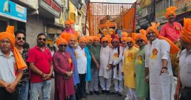*सिडकुल में गणेश महोत्सव से पहले निकली गणपति बप्पा की शोभायात्रा।* पांच मंदिर से शुरू हुई शोभायात्रा का भाजपा नेता भारत भूषण ने किया शुभारंभ* *सिडकुल में गणेश महोत्सव से पहले निकली गणपति बप्पा की शोभायात्रा।* पांच मंदिर से शुरू हुई शोभायात्रा का भाजपा नेता भारत भूषण ने किया शुभारंभ*