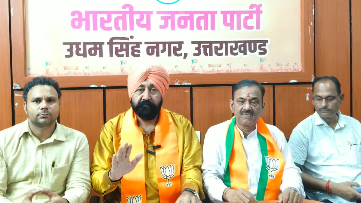 राजनीतिक विरोध मुद्दों पर हो, दिवंगत परिजनों और आस्था पर नहीं: चंडोक श्राद्ध पर टिप्पणी को लेकर कांग्रेस पर बरसे भाजपा प्रदेश प्रवक्ता चंडोक राजनीतिक विरोध मुद्दों पर हो, दिवंगत परिजनों और आस्था पर नहीं: चंडोक श्राद्ध पर टिप्पणी को लेकर कांग्रेस पर बरसे भाजपा प्रदेश प्रवक्ता चंडोक