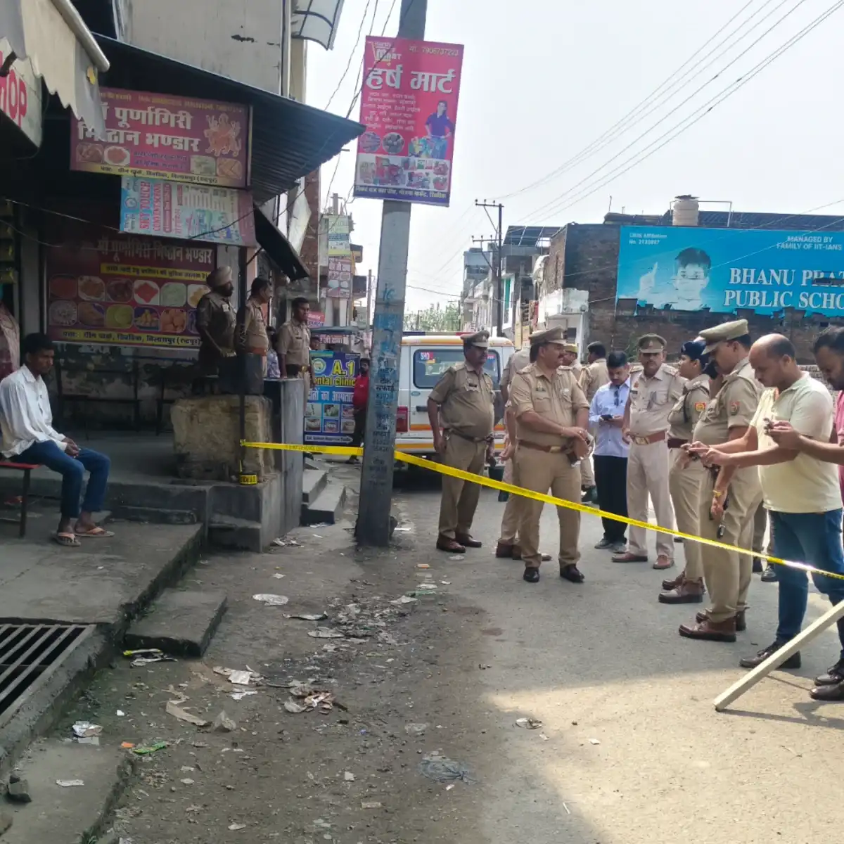 रुद्रपुर से सटे यूपी के गांव डिबडिबा दिनदहाड़े युवक को गोलीयों से भूना।15 दिन पहले ही जेल से बाहर आया था सन्नी।मृतक पर सोहल मुकदमे थे दर्ज, रुद्रपुर में रवि दिवाकर पर हुए हमला का था मुख्य आरोपी