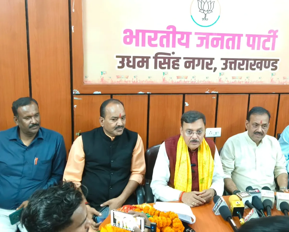 अजीत डोभाल पर राहुल गांधी की टिप्पणी उत्तराखंड के गौरव और स्वाभिमान पर हमला: राजेश शुक्ला।भाजपा प्रदेश प्रवक्ता ने जिला कार्यालय में प्रेस वार्ता कर कांग्रेस पर साधा निशाना।