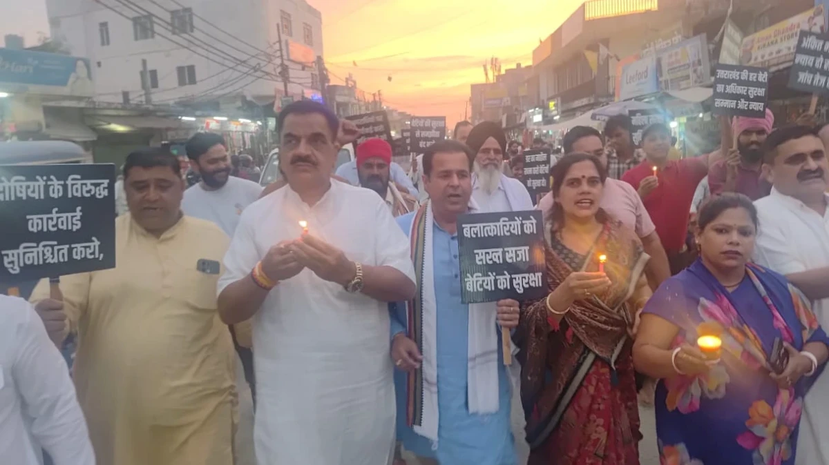 *अंकिता भंडारी को न्याय दिलाने की मांग को लेकर रुद्रपुर में कांग्रेस का कैंडल मार्च, दुष्यंत गौतम की राज्यपाल पद पर नियुक्ति वापस लेने की उठाई मांग*