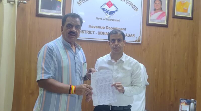 *किच्छा निकाय चुनाव में स्ट्रांग रूम को लेकर उठे सवाल, RTI में मांगी CCTV फुटेज* *राजकुमार ठुकराल ने रिटर्निंग ऑफिसर से मांगी 22 सितम्बर की रात की पूरी रिकॉर्डिंग, प्रत्याशी व मतदान अभिकर्ताओं को स्ट्रांग रूम से बाहर किए जाने का लगाया आरोप*